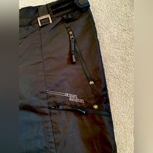 Ocean & Earth Ladies Medium Snowboard Pant